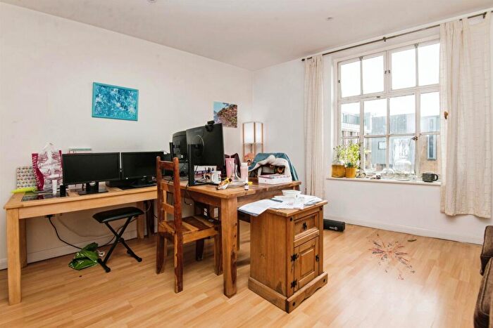 1 Bedroom Flat For Sale In Bedford Street, Exeter, EX1