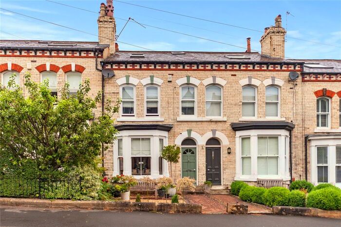 4 Bedroom Detached House To Rent In Harlow Terrace, Harrogate, North Yorkshire, HG2