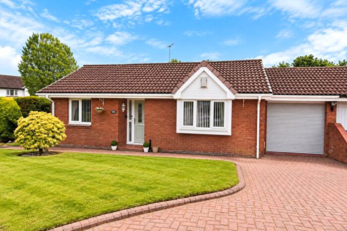 3 Bedroom Bungalow For Sale In Partridge Close, Bamford, Greater Manchester, OL11