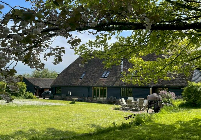 4 Bedroom Barn Conversion For Sale In North Stream, Marshside, Canterbury, Kent, CT3