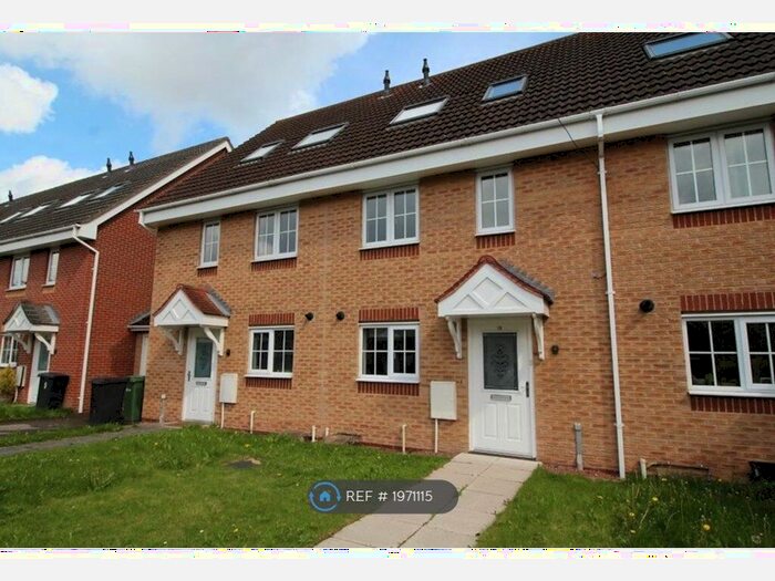 3 Bedroom Terraced House To Rent In Salmond Road, York, YO24