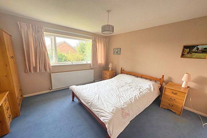4 Bedroom Detached House For Sale In Southlands, Holmes Chapel, CW4