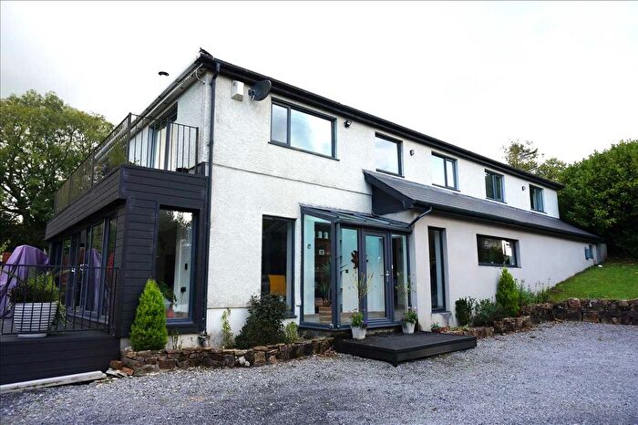4 Bedroom Property For Sale In Erw Fynydd, Heol Y Capel, Carmel, Llanelli, SA14