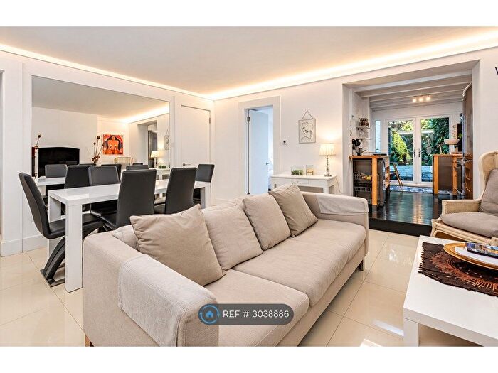 2 Bedroom Flat To Rent In Lillie Road, London, SW6