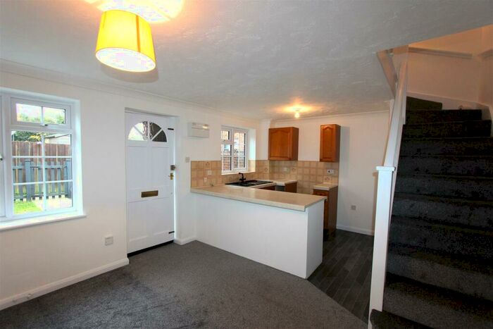1 Bedroom End Of Terrace House To Rent In Bracken Lea, Chatham, ME5