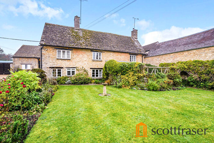 5 Bedroom House To Rent In High Street, Ramsden, Chipping Norton, OX7
