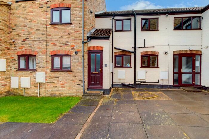 1 Bedroom Apartment To Rent In Ermine Court, Ermine Street, Huntingdon, Cambridgeshire, PE29