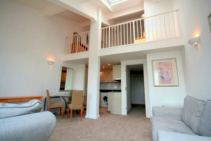 1 Bedroom Apartment To Rent In Lexington Building, Fairfield Road, E3