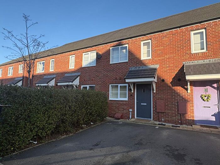 2 Bedroom Terraced House For Sale In Linnet Road Bodicote Banbury, OX15