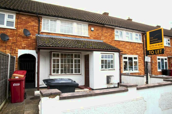 3 Bedroom Terraced House To Rent In Ives Road, Langley, SL3
