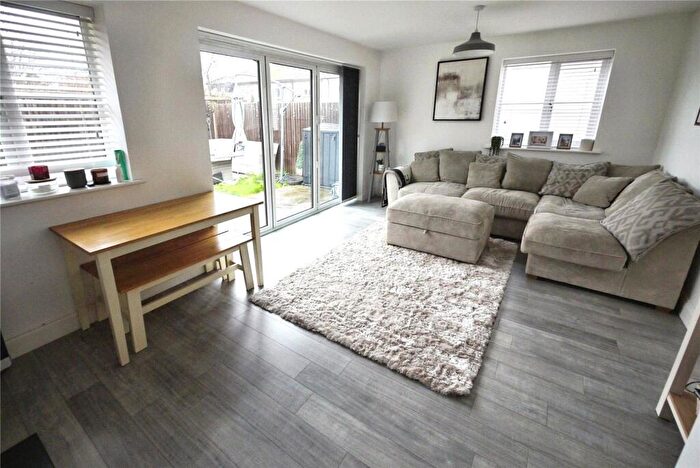 2 Bedroom Bungalow For Sale In Drake Close, Warley, Brentwood, Essex, CM14