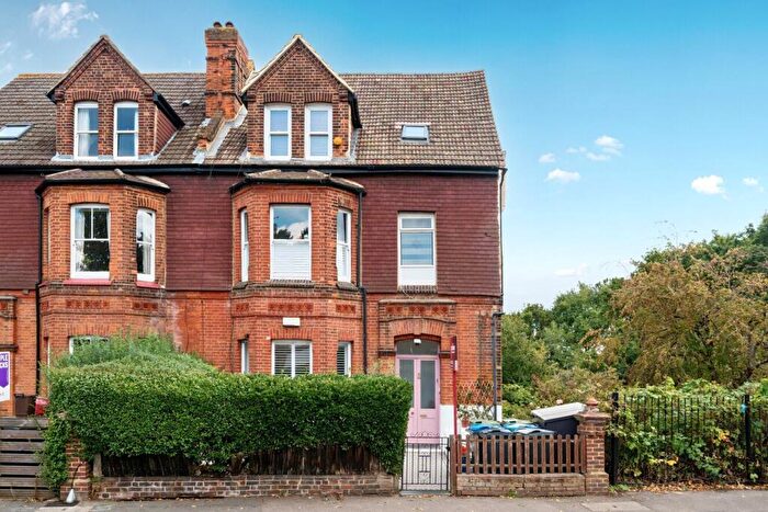 2 Bedroom Flat For Sale In Maberley Road, Crystal Palace, London, SE19
