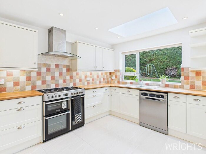 5 Bedroom Detached House To Rent In The Ryde, Hatfield, AL9