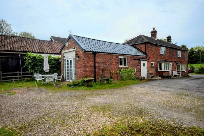 3 Bedroom Detached House For Sale In Highbridge Road, Alvingham, LN11