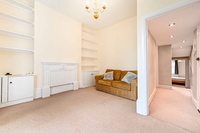 1 Bedroom Flat To Rent In Cleveland Road, De Beauvoir Town, London, N1