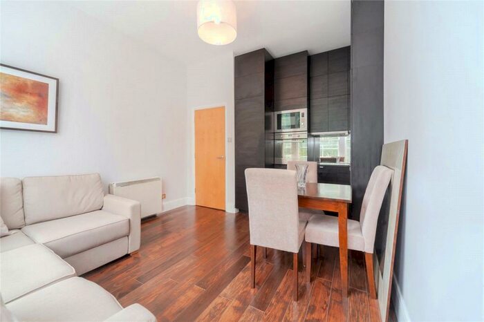 2 Bedroom Flat To Rent In Cliff Court, Cliff Road, London, NW1