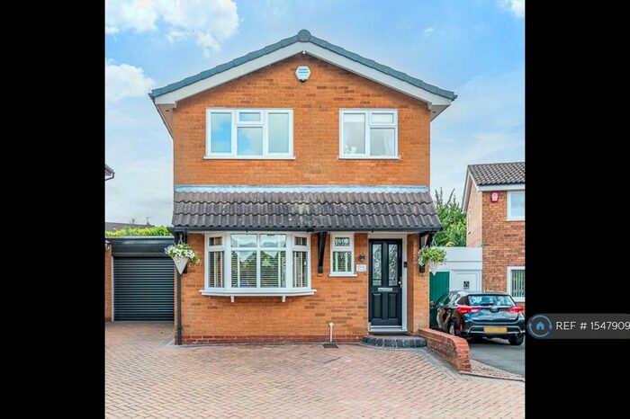 4 Bedroom Detached House To Rent In Beaumont Lawns, Marlbrook, B60