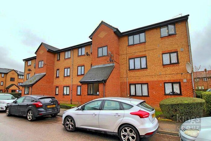 1 Bedroom Flat To Rent In Streamside Close, Edmonton, London, N9