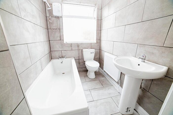 2 Bedroom Semi-Detached House For Sale In Lindley Street, Mansfield, NG18