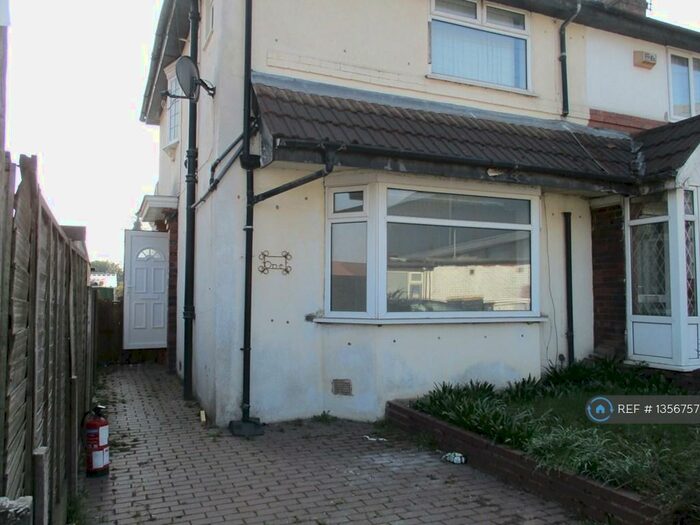 2 Bedroom Terraced House To Rent In Wild Street, Radcliffe, Manchester, M26