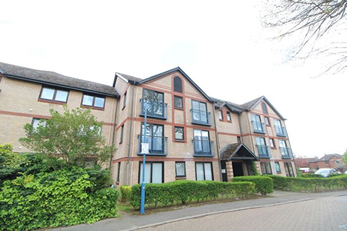 2 Bedroom Flat To Rent In Claremont Heights, Colchester, CO1