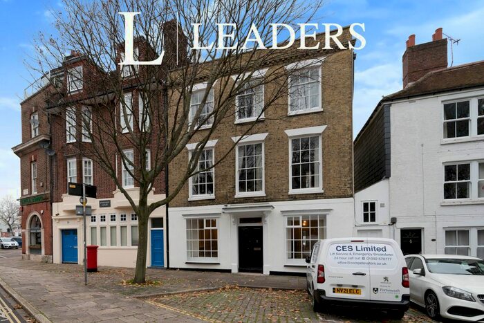 1 Bedroom Flat To Rent In Ordnance Row, Portsmouth, PO1