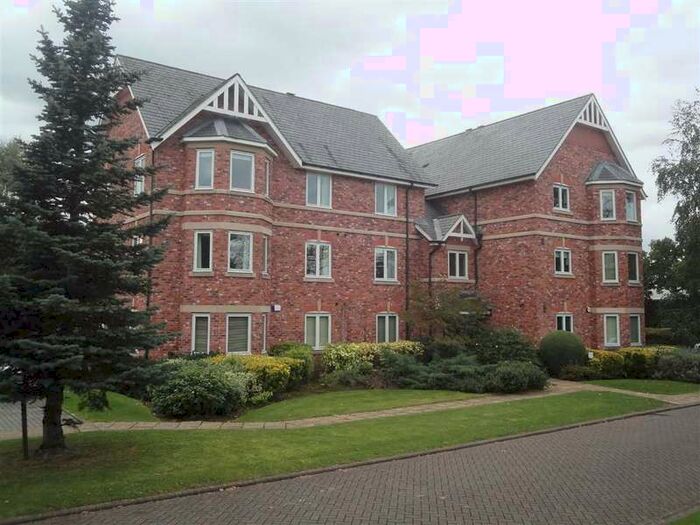 2 Bedroom Flat To Rent In Eton Drive, Cheadle, SK8