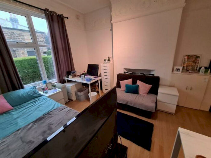 1 Bedroom House To Rent In Cottage Road, Leeds, LS6