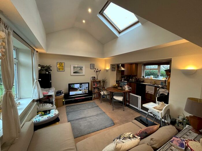 2 Bedroom Flat To Rent In Bishop Road, Bishopston, Bristol, BS7