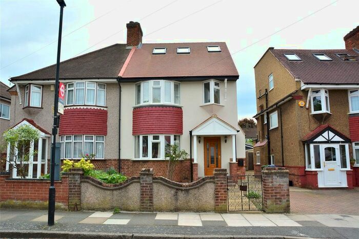 4 Bedroom Semi-Detached House To Rent In Wricklemarsh Road, London, SE3