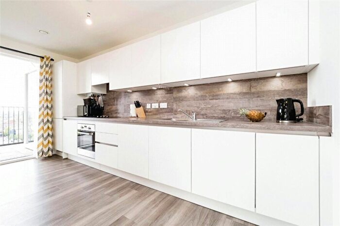 2 Bedroom Flat For Sale In Ron Leighton Way, London, E6