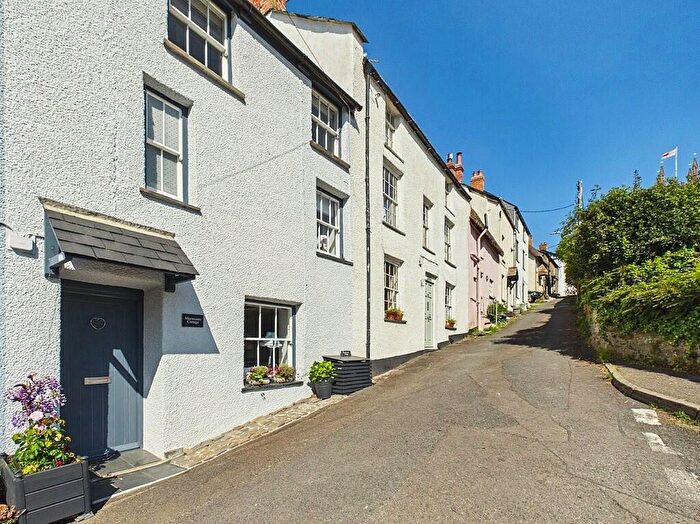 3 Bedroom Terraced House For Sale In Spicers Lane, Stratton, EX23