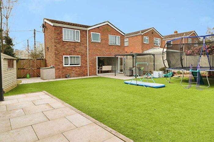 5 Bedroom Detached House For Sale In Chapel Road, Maldon, CM9