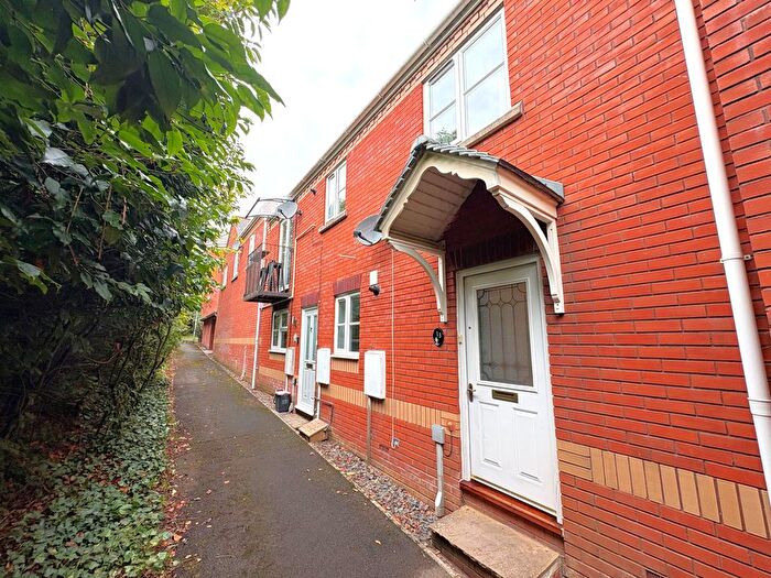 2 Bedroom Flat To Rent In Couper Meadows, Exeter, EX2