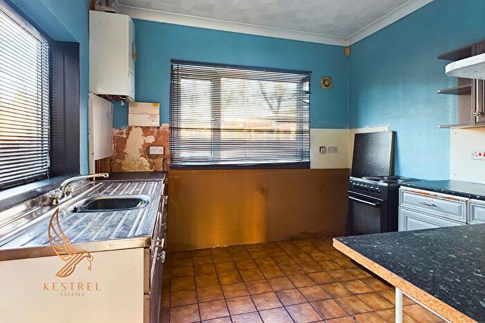 2 Bedroom Semi-Detached House For Sale In Bow Street, Cudworth, Barnsley, S72