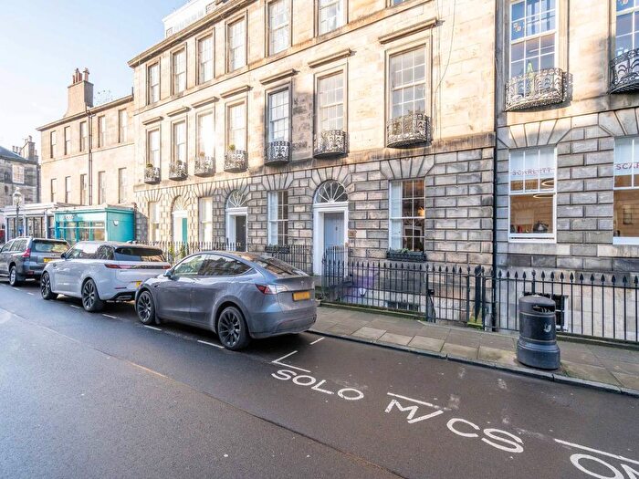 2 Bedroom Flat To Rent In Alva Street, West End, City Centre, EH2