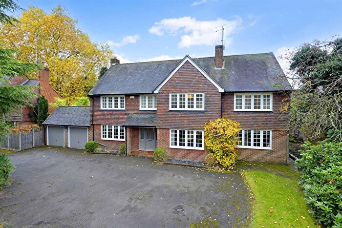 5 Bedroom Detached House For Sale In The Street, Albury, Guildford, GU5