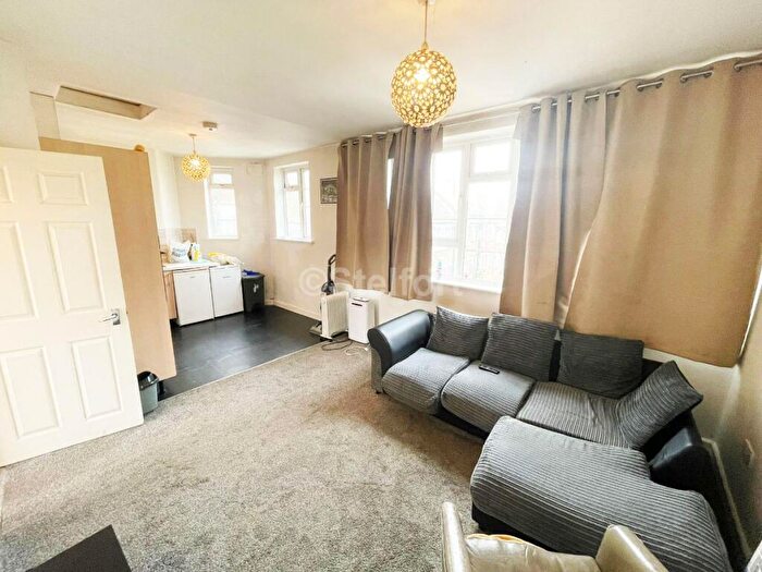 1 Bedroom Apartment To Rent In Court Road, London, SE9
