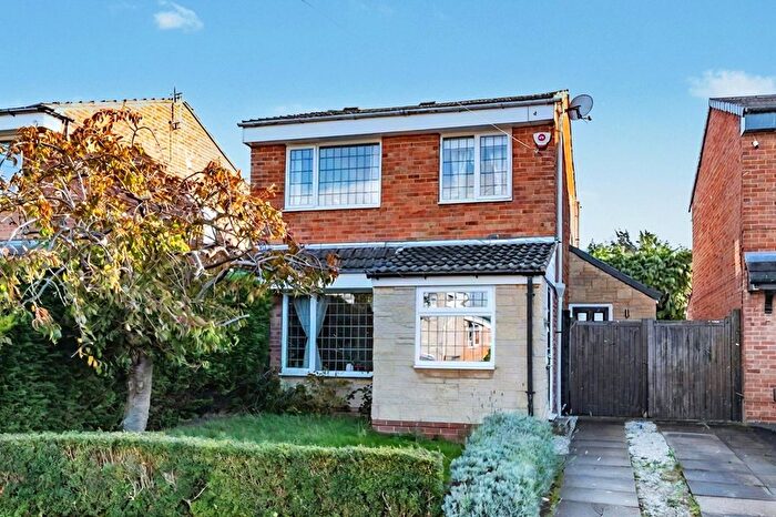 3 Bedroom Detached House For Sale In Carr Wood Gardens, Calverley, Leeds, LS28