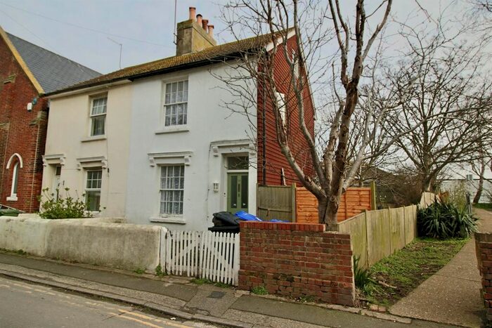 2 Bedroom House For Sale In Chapel Street, BN9