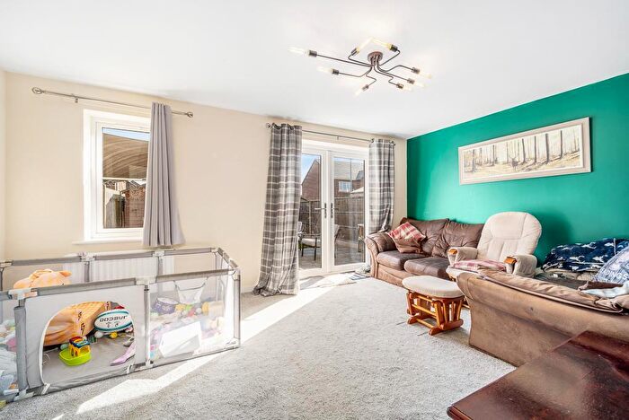 3 Bedroom End Of Terrace House For Sale In Cavell Way, Holbeach, Spalding, PE12
