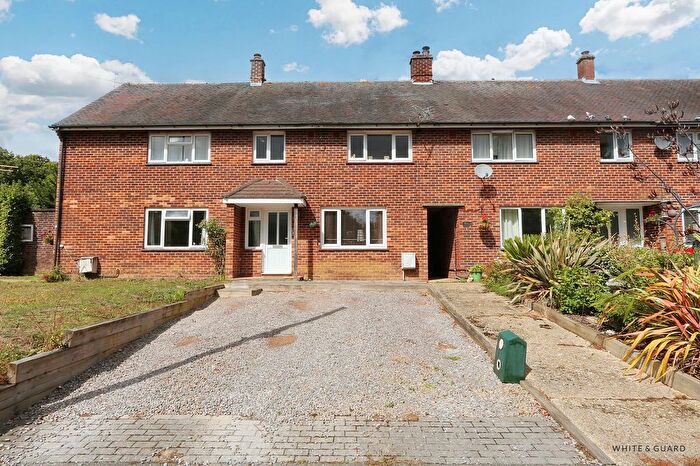 3 Bedroom Terraced House For Sale In St. Peters Close, Curdridge, SO32