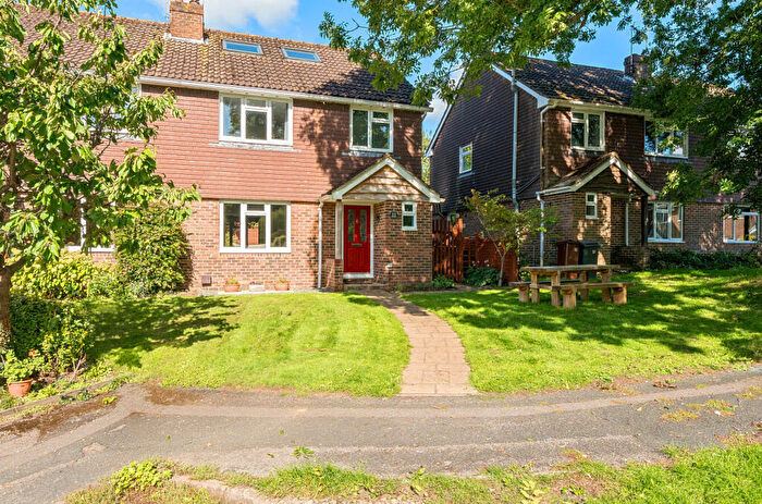 4 Bedroom Semi-Detached House For Sale In Riverside Green, Kings Somborne, Stockbridge, Hampshire, SO20