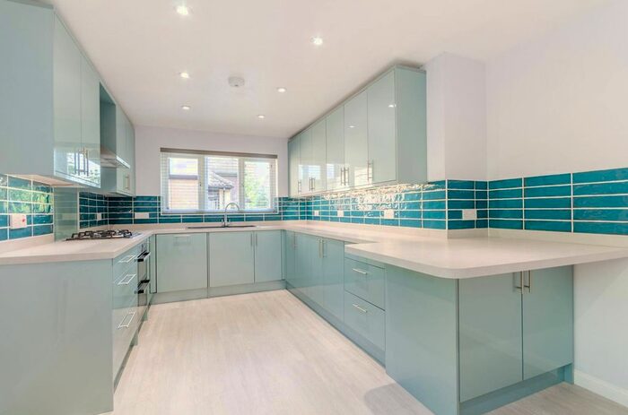 5 Bedroom Detached House To Rent In Ridgway Road, Pyrford, Woking GU22