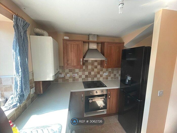 2 Bedroom Semi Detached House To Rent In Sims Lane, Gloucester, GL2
