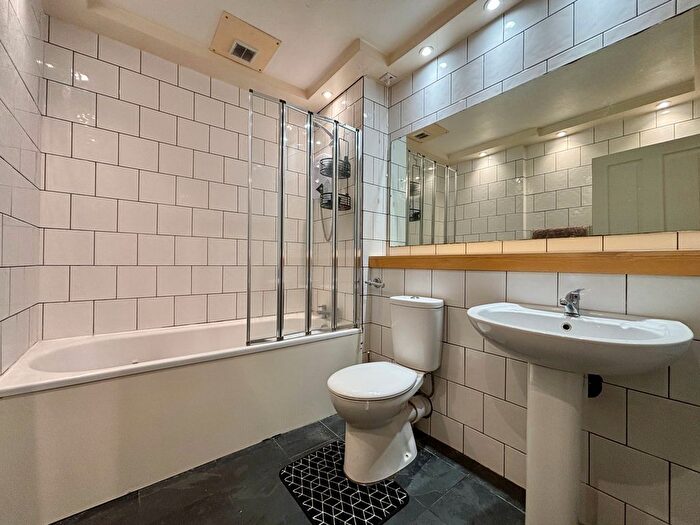 1 Bedroom Property To Rent In Rectory Road, Beckenham, BR3