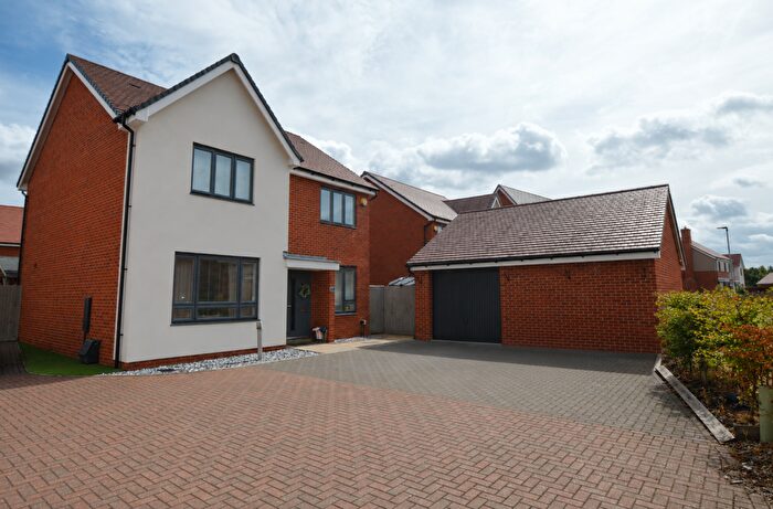 4 Bedroom Detached House For Sale In Burgoyne Avenue, Wootton, MK43