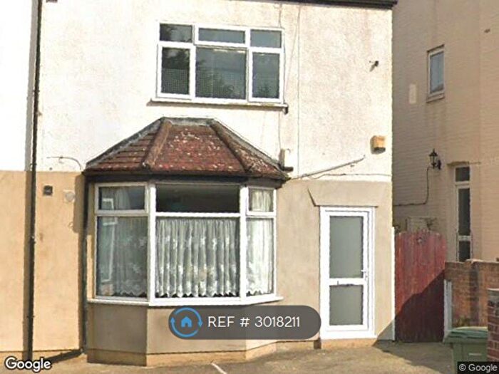 3 Bedroom Flat To Rent In St. Augustines Road, Belvedere, DA17