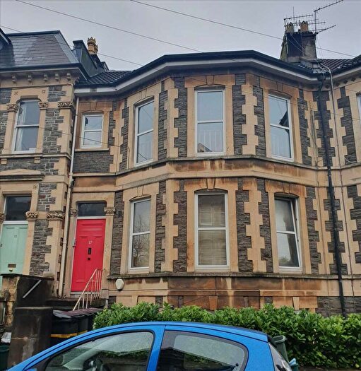 2 Bedroom Apartment To Rent In Ground Floor Flat, Waverley Road, BS6