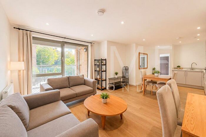 2 Bedroom Apartment To Rent In Palm House, Sancroft Street, Vauxhall, SE11